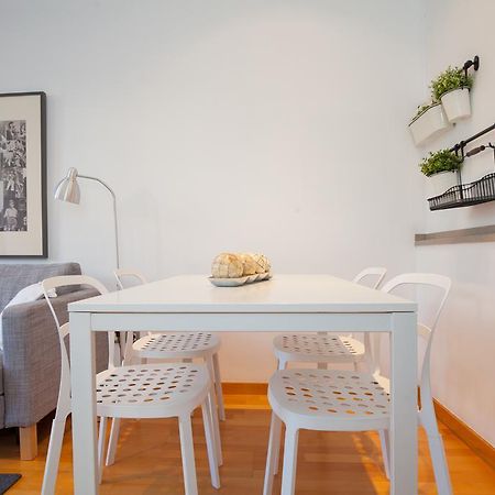 Ferienwohnung Flateli Urquinaona Barcelona Exterior foto