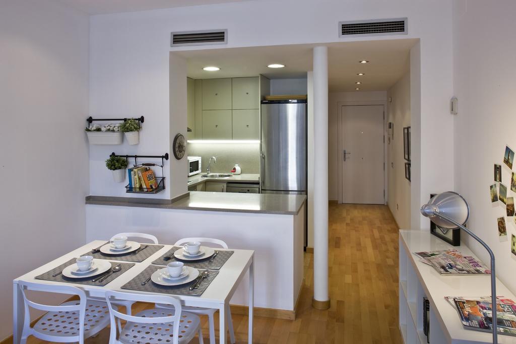 Ferienwohnung Flateli Urquinaona Barcelona Zimmer foto