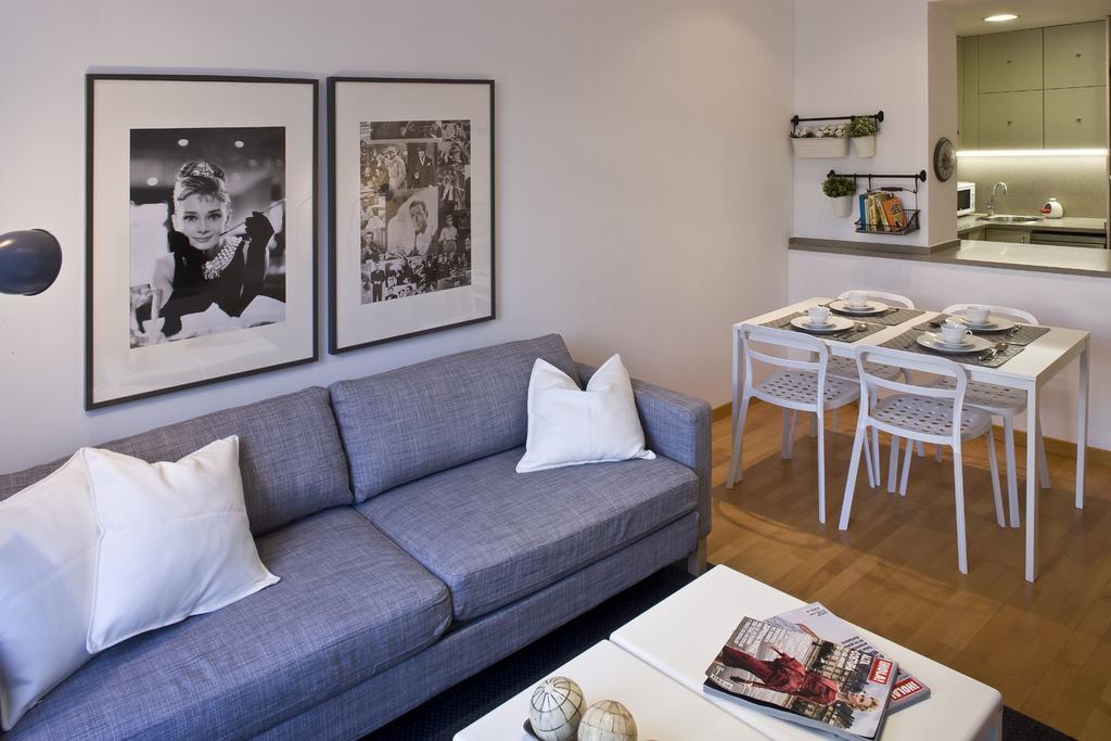Ferienwohnung Flateli Urquinaona Barcelona Zimmer foto