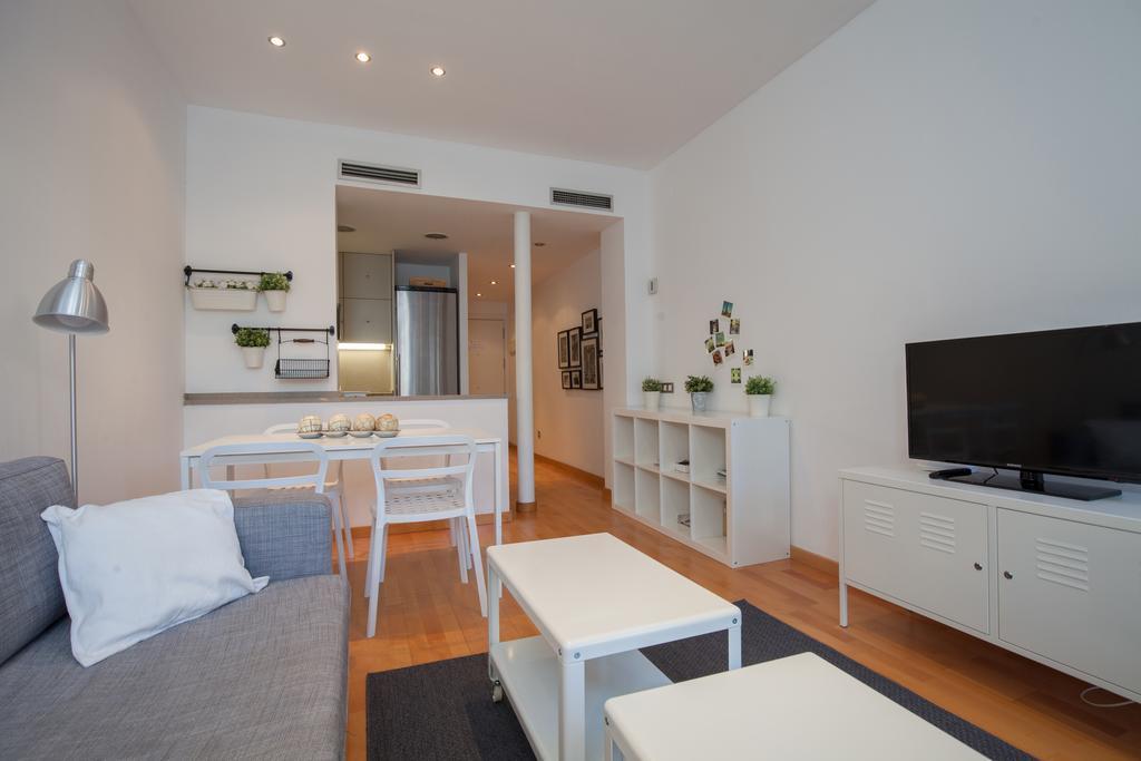 Ferienwohnung Flateli Urquinaona Barcelona Exterior foto