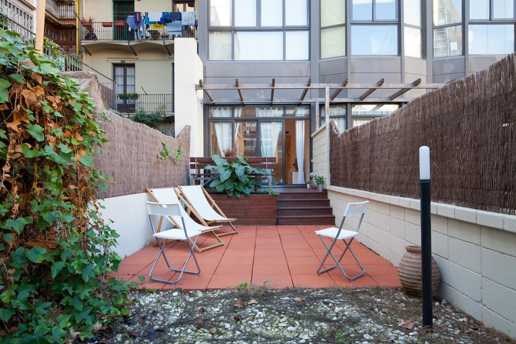 Ferienwohnung Flateli Urquinaona Barcelona Exterior foto