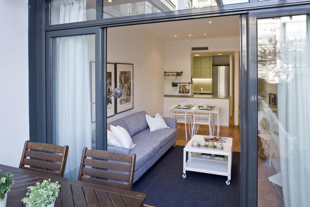 Ferienwohnung Flateli Urquinaona Barcelona Exterior foto