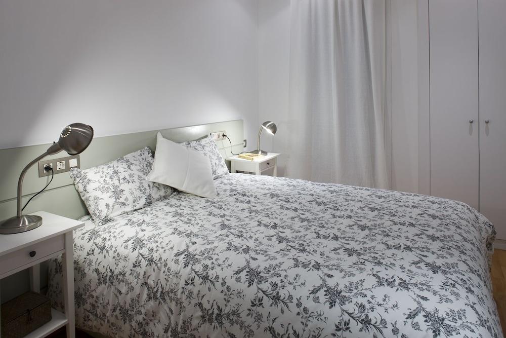 Ferienwohnung Flateli Urquinaona Barcelona Exterior foto